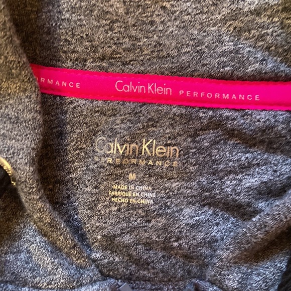 Half zip hoodie. Size medium. - Picture 2 of 3